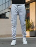 velvom-men-cargo-pant-grey-model