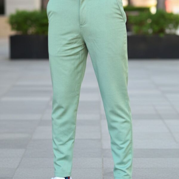 velvom-men-formal-pant-pista-green-model