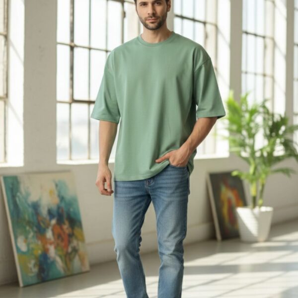 velvom-men-oversized-tshirts-light-green-model-front